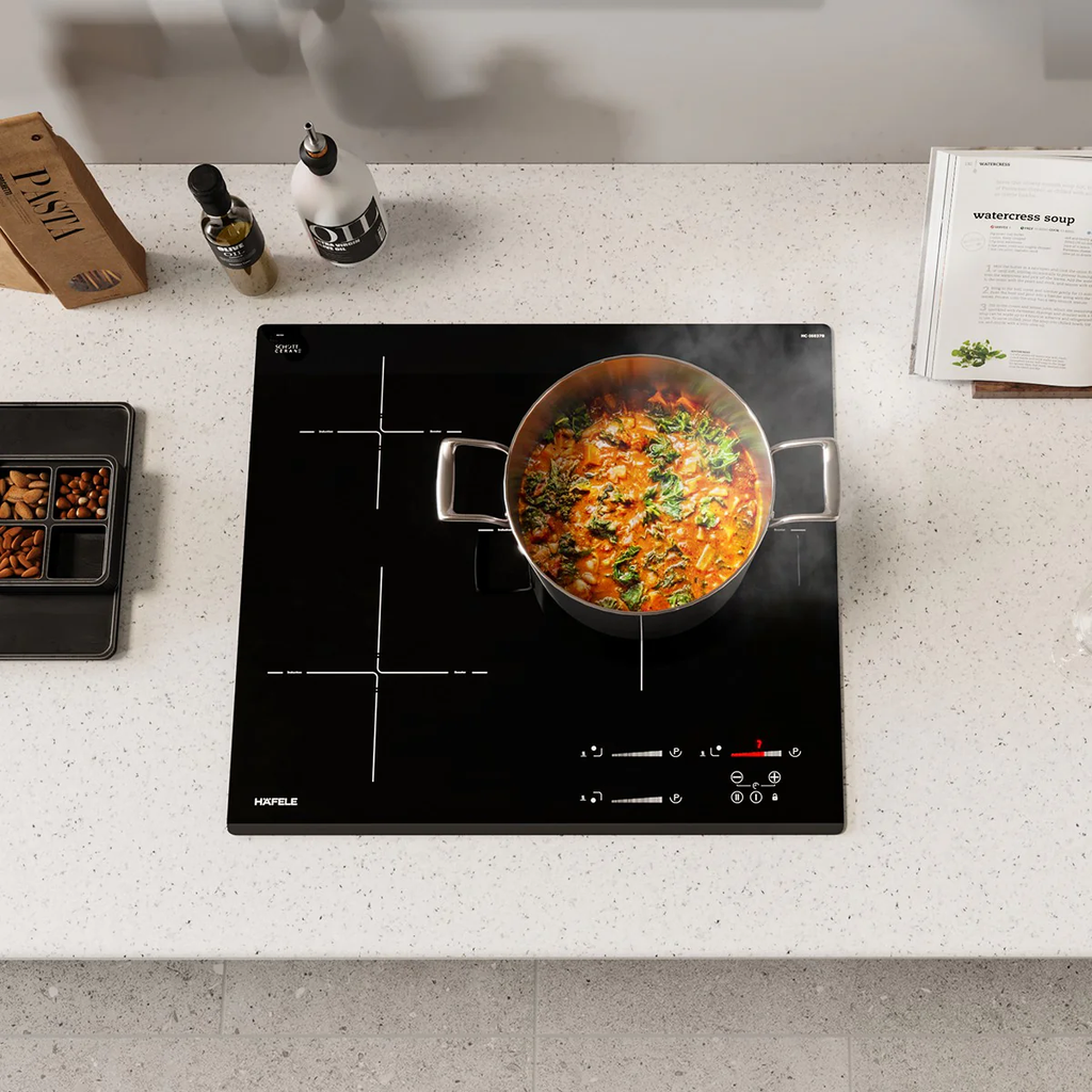 đặt nồi vào tâm vùng bếp từ