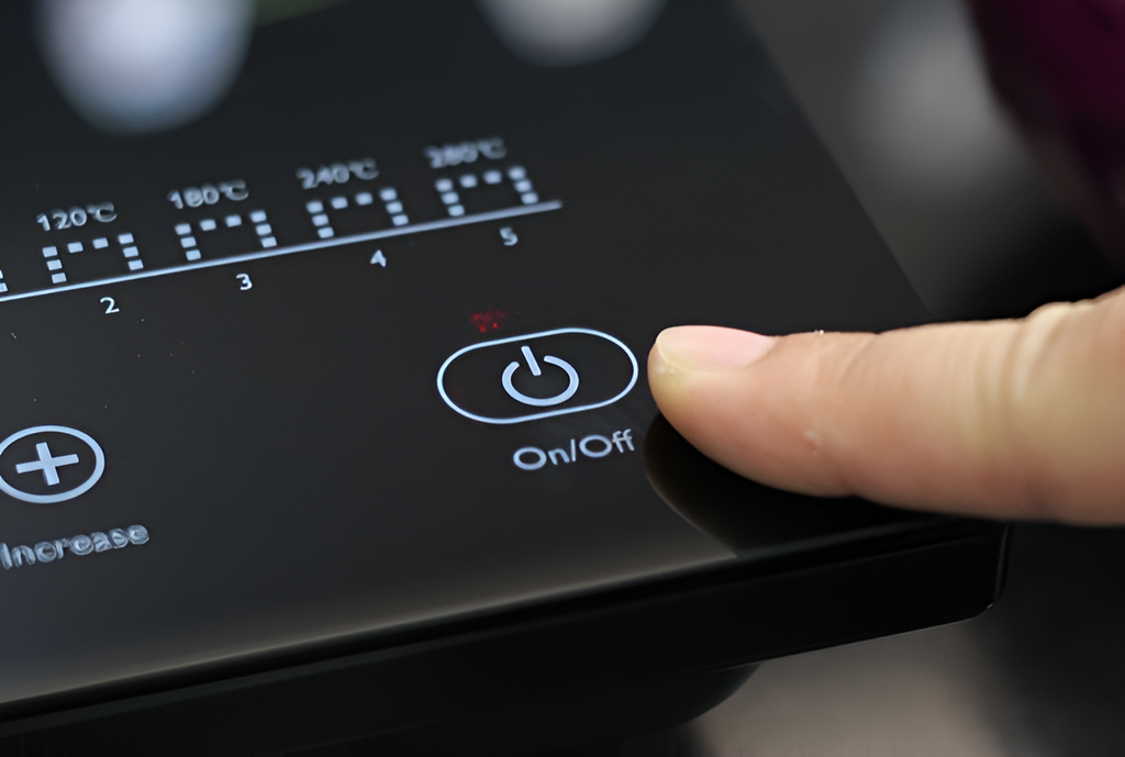 nhấn nút on mở bếp